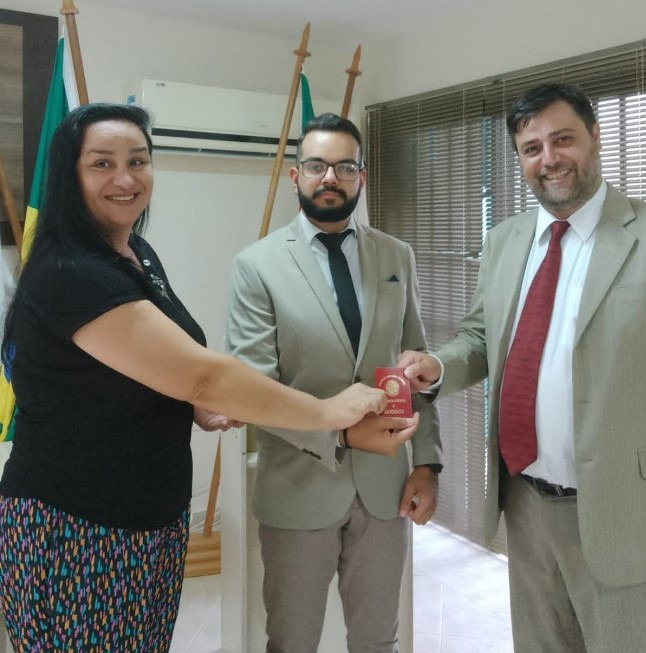 PORTAL FARRAPO Notícias Caçapava do Sul Advogado recebe credencial da OAB Subseção