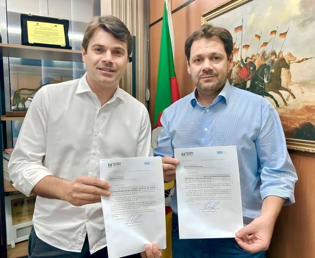 PORTAL FARRAPO Notícias Caçapava do Sul Vereador e deputado anunciam R 100 mil para a